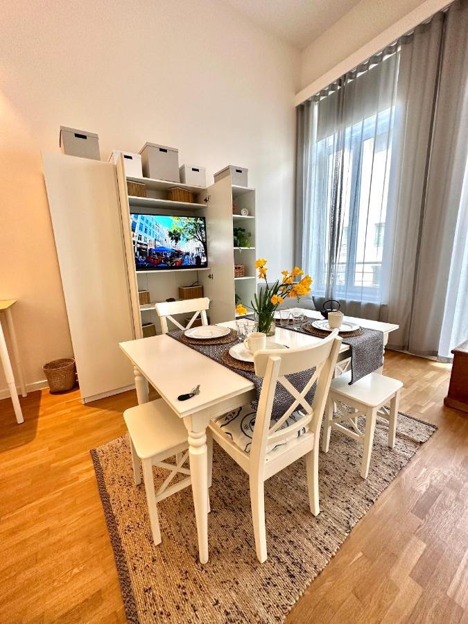 European Comission Beautiful Studio Apartment Bruxelles Exterior foto