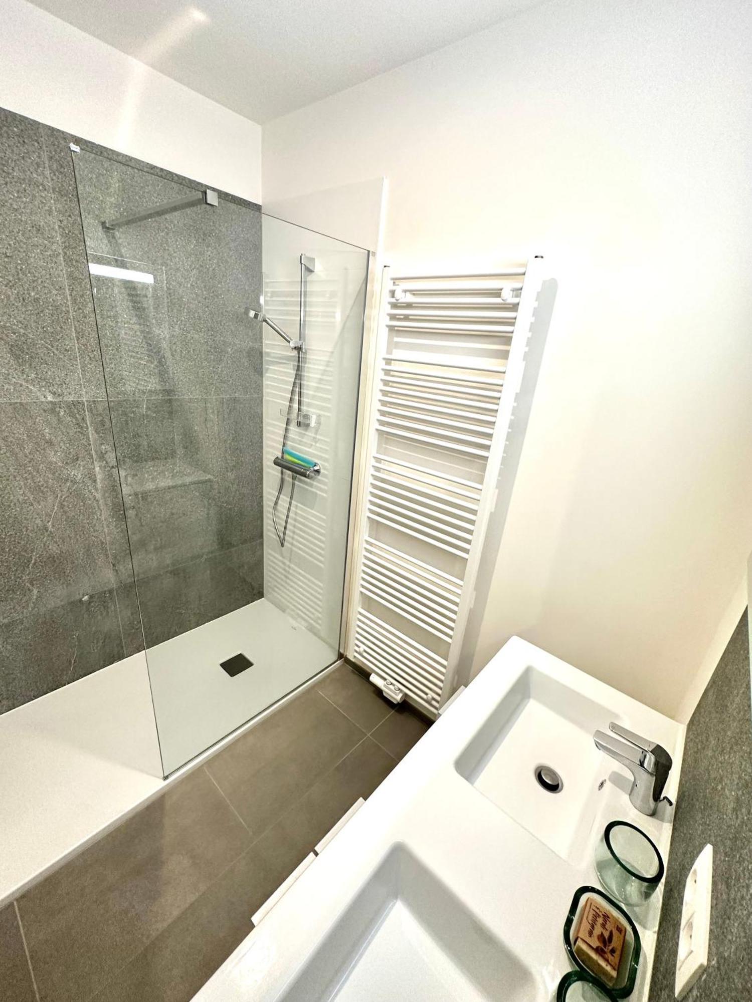 European Comission Beautiful Studio Apartment Bruxelles Exterior foto